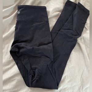 black lululemon leggings